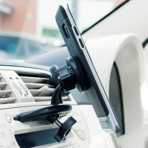 Olixar Magnetic CD Slot Mount Universal Smartphone Car Holder