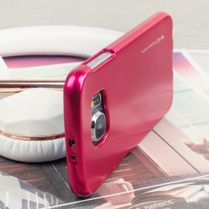 A premium gel case for your Galaxy S6. The Mercury Goospery features a superb metallic hot pink gloss UV finish and robust high quality TPU gel material that will take all the knocks and look fabulous while doing so.