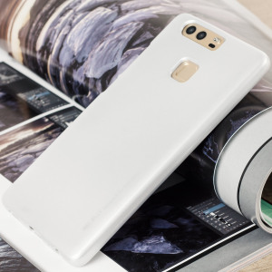 La coque Mercury Goospery iJelly dispose d'une superbe couleur brillante avec revêtement UV. Grâce à son matériau en gel TPU robuste de haute qualité, votre Huawei P9 sera protégé avec un look d'enfer.