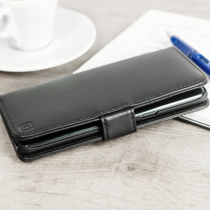 A sophisticated lightweight black genuine leather case with a magnetic fastener. The Olixar genuine leather wallet case offers perfect protection for your Samsung Galaxy Note 7, as well as featuring slots for your cards, cash and documents.