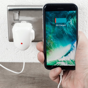 With this 2.4A UK mains charger, you can keep your Lightning compatible device topped up at home, including iPhone, iPad and iPod. The charger is also perfect for travel thanks to a compact size and integrated 1m Lightning cable. MFi certified.