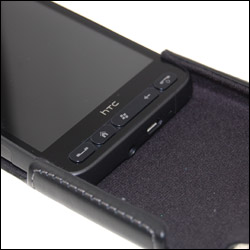 Housse en cuir PO S511 pour HTC HD2 ouverte