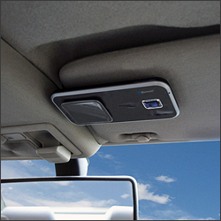 Kit Bluetooth Voiture Clip and Talk - Slim And Lite attaché