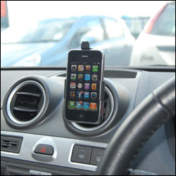 iPhone 3GS / 3G In Car Air Vent Holder