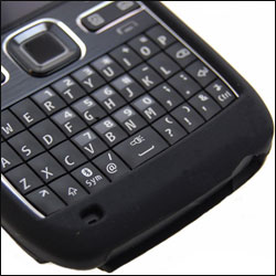 Coque Silicone Nokia E72 Nokia CC-1000 - Noire vue sur clavier