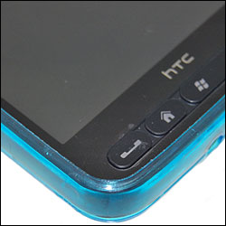Vue détaillée du HTC HD2 dans sa coque FlexiShield Bleu