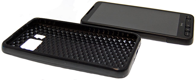HTC HD2 à côté de la coque FlexiShield Noire Caoutchouc