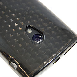Coque Flexishield Noire pour Sony Ericsson Xperia X10 vue de près