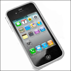 FlexiShield Wave Case For The iPhone 4 - Clear / White