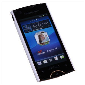 Coque officielle Sony Ericsson Xperia Ray - Blanche (avant)