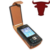 Hand made cases in stunning designs with attention to detail seen In all Piel Frama cases.