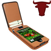 Hand made cases in stunning designs with attention to detail seen In all Piel Frama cases.