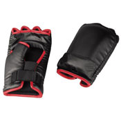 Get a bigger feeling of realism with the Wii boxing gloves, ideal for any boxing games on the Wii.