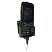 With a perfect fit, your Nokia phone stays firmly in place in your car with the NCR holder.