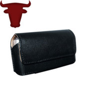 Hand made cases in stunning designs with attention to detail seen In all Piel Frama cases.
