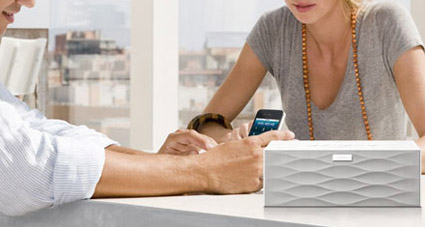 Jawbone BIG JAMBOX Wireless Speaker - White Wave
