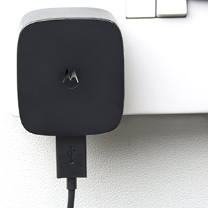 Motorola Quick Charge 2.0 charger