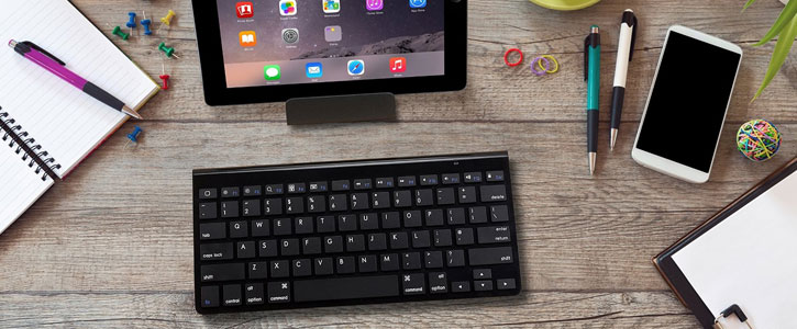 Kit: Premium Aluminium Smartphone & Tablet Bluetooth Keyboard - Black