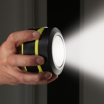 Altavoz Bluetooth con linterna Secur Rugged