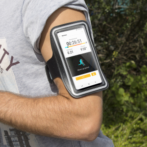 Carry your smartphone securely while you're exercising using the Universal Armband for Smartphones in black. This comfortable armband is adjustable and made out of a lightweight and breathable material. Perfect for devices up to 6.1"!