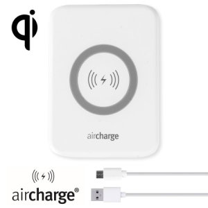 Draadloos opladen van je Qi compatibele smartphone of tablet met de aircharge Slimline Qi Wireless Charging Pad. Uiterst discrete en draagbaar, de Slimline kun je eenvoudig draadloos opladen in elke omgeving.