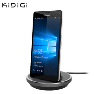 Synchronisieren und laden Sie Ihr Microsoft Lumia 950 XL mit diesem stilvollen, kompatiblen Desktop Dock. Die Kidigi Microsoft Lumia 950 XL Ladestation dient auch als Multimedia-Standplatz, positionieren Sie Ihr Telefon im perfekten Winkel zum Betrachten von Bildern und Videos. Unerstützt USB-C (USB Type-C).
