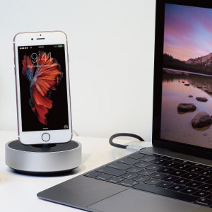 The Just Mobile HoverDock with its high-quality hybrid construction is a stylish way to dock and charge your Lightning compatible iPhones, as well as organising your desk in a tangle-free manner.