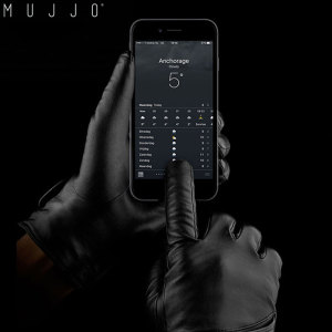 The Mujjo Genuine Leather Touchscreen Gloves in size 8.5 allow you to operate your touchscreen device while wearing gloves, so you have full use of your smartphone or tablet outside while your hands remain nice and warm. Wrap up in winter or cold climates