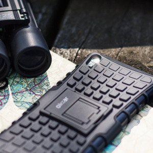 Protect your Sony Xperia XA from bumps and scrapes with this black ArmourDillo case from Olixar. Comprised of an inner TPU case and an outer impact-resistant exoskeleton, with a built-in viewing stand.