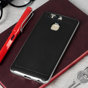 Dies ist die neu entwickelte robuste Hülle für das Huawei P9. Die Hülle ist aus einem robusten Körper und metallischem Bumper angefertigt welches Ihr Handy gleichzeitig modern und schlank hält.