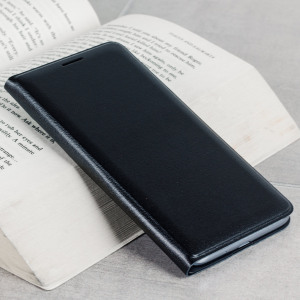 Protect your Samsung Galaxy J3 2016's back, sides and screen from harm while keeping your most vital cards close to hand with the official flip wallet cover in black from Samsung.