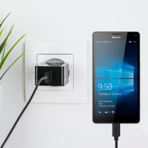 Laden Sie Ihr Microsoft Lumia 950 oder anderes USB Gerät mit dem Olixar High Power 2.4A EU Ladeadapter und USB-C Kabel in einem Set.