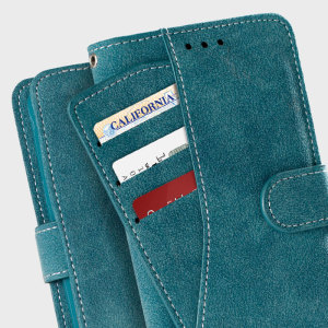 Easy to hold thanks to the soft, felt fabric and complete with a media stand, the Zizo Slide Out felt pouch in blue allows you to effortlessly store both your phone and wallet items in one secure and stylish package.