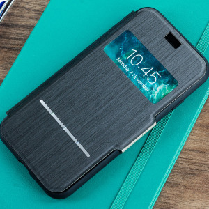 Das Moshi Sense Cover ist ein einzigartiges Case mit einer berührungsempfindlichen Abdeckung, welche mit einem Sensor versehen ist und einer Lucke, welche Ihnen erlaubt die Uhrzeit und das Datum zu sehen, ohne das Case aufklappen zu müssen.
