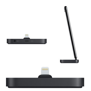 Maintenez votre iPhone chargé et prêt à emploi grâce à ce superbe dock Officiel Apple permettant le chargement et la synchronisation. Grâce à son design épuré et très élégant, il saura se faire discret tout en permettant une utilisation très efficace dès que cela s'avère nécessaire. Sa finition Jet Black sera du plus bel effet.