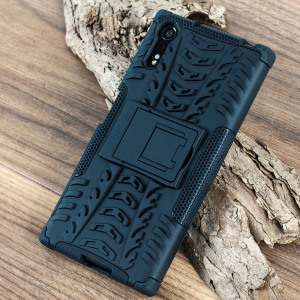 Protect your Sony Xperia XZ from bumps and scrapes with this black ArmourDillo case. Comprised of an inner TPU case and an outer impact-resistant exoskeleton, with a built-in viewing stand.