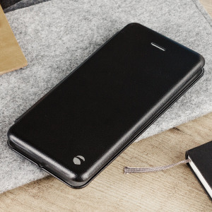 Keep your smartphone protected with the Orsa Universal Leather-Style case in black from Krusell. With a 4 x extra large design, this case will fit various mobile devices.