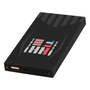The Force is what gives a Jedi their power...but this power bank is what will give your smartphone an extra boost when out and about. Thanks to a 4,000mAh capacity and a universal 2.1A USB output, this charger is strong with the Force.