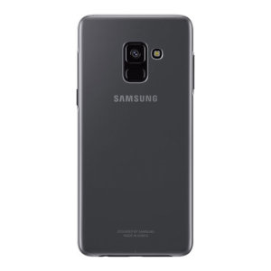 La coque officielle Clear Cover est une protection parfaite pour votre Samsung Galaxy A8 2018, elle préserve les lignes sophistiquées de votre smartphone et lui offre un style encore plus élégant. Il s'agit d'une protection officielle, soyez assuré d'un ajustement parfait et d'une qualité de conception supérieure.