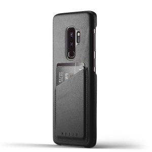 Designed for the Samsung Galaxy S9 Plus, this black genuine leather case from Mujjo provides a perfect fit and durable protection against scratches, knocks and drops with the added convenience of a credit card-sized slot.