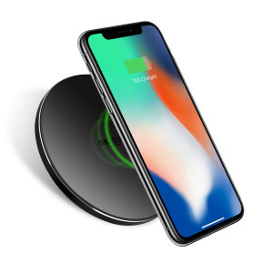Enjoy the cable-free convenience of fast wireless charging on the move for your compatible smartphone with this compact, lightweight Qi fast wireless charging pad from Seidio.