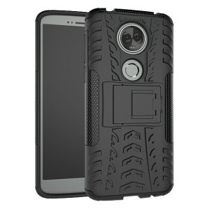 Protégez votre Motorola Moto E5 Plus des chocs et des éraflures grâce à cette coque Olixar ArmourDillo en coloris noir. Cette coque est composée d'un boîtier interne en TPU et d'un exosquelette externe résistant aux impacts. Elle comprend par ailleurs un support de visualisation intégré.