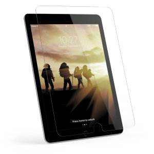 Cette protection d'écran en verre trempé 9H UAG offre un haut niveau de protection à l'écran de votre iPad 9.7 2018 notamment contre les rayures et les éraflures. Dotée d'un revêtement oléophobe anti-traces de doigts et d'une excellente finition avec 0,2mm d'épaisseur, ce verre trempé préserve toute la clarté d'écran de votre appareil et respecte son look d'origine pour un ajustement idéal.