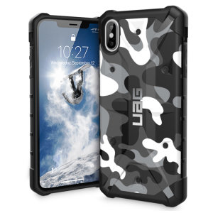 The Urban Armour Gear Pathfinder SE arctic camo rugged case for the iPhone XS Max features a classic tough-looking, composite design with a soft impact-absorbing core and hard exterior that provides superb protection in all situations.