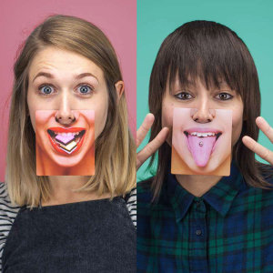 Want to break the ice at any party? This set of 20 double sided Face Mats will do just that! Whether it's a dinner party or you just want a bit of light humour, these realistic face mats will do a lot more than just protecting your surfaces!