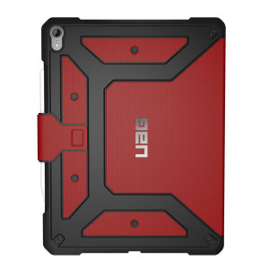 Equip your iPad 12.9 with extreme, military-grade protection with the Metropolis 3rd generation flip case in red from UAG. Impact and water resistant, this is the ideal way of protecting your iPad.