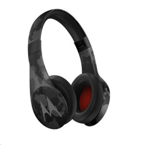Motorola Pulse Escape+ offer a studio quality performance and wireless freedom. Featuring high-quality drivers with noise isolation it provides 20 hours of playtime. The premium finishes and water-resistant design lets you take them wherever you go.
