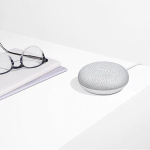 Keep up to date with the latest news, weather and more with the Google Home Mini. Powered by Google Assistant, asking questions, controlling entertainment and controlling other smart home appliances is made simple.