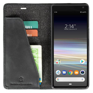 Krusell’s Slim Wallet case in Black colour combines Nordic chic with Krusell’s values of sustainable manufacturing for the Xperia 10 owner who seeks 360° protection with extra storage for cash and cards. Made with premium leather this case is bulk-free!