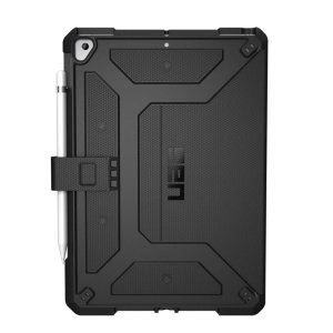 Equip your iPad 10.2 2019 with extreme, military-grade protection with the Metropolis Flip case in black from UAG. Impact and water resistant, this is the ideal way of protecting your iPad.